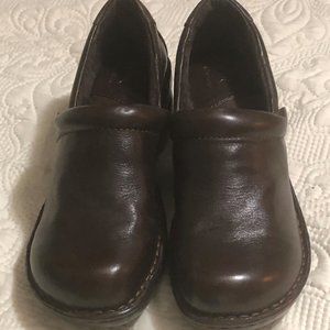 Women's BOC Clogs Size 8